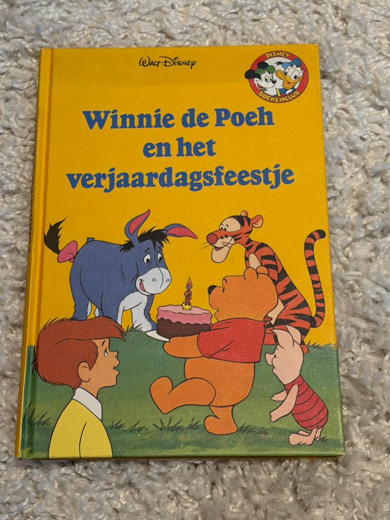 Disney boekenclub - Winnie de Poeh en het verjaardagsfeestje, Boeken, Ophalen of Verzenden, Gelezen, Jongen of Meisje, Fictie algemeen