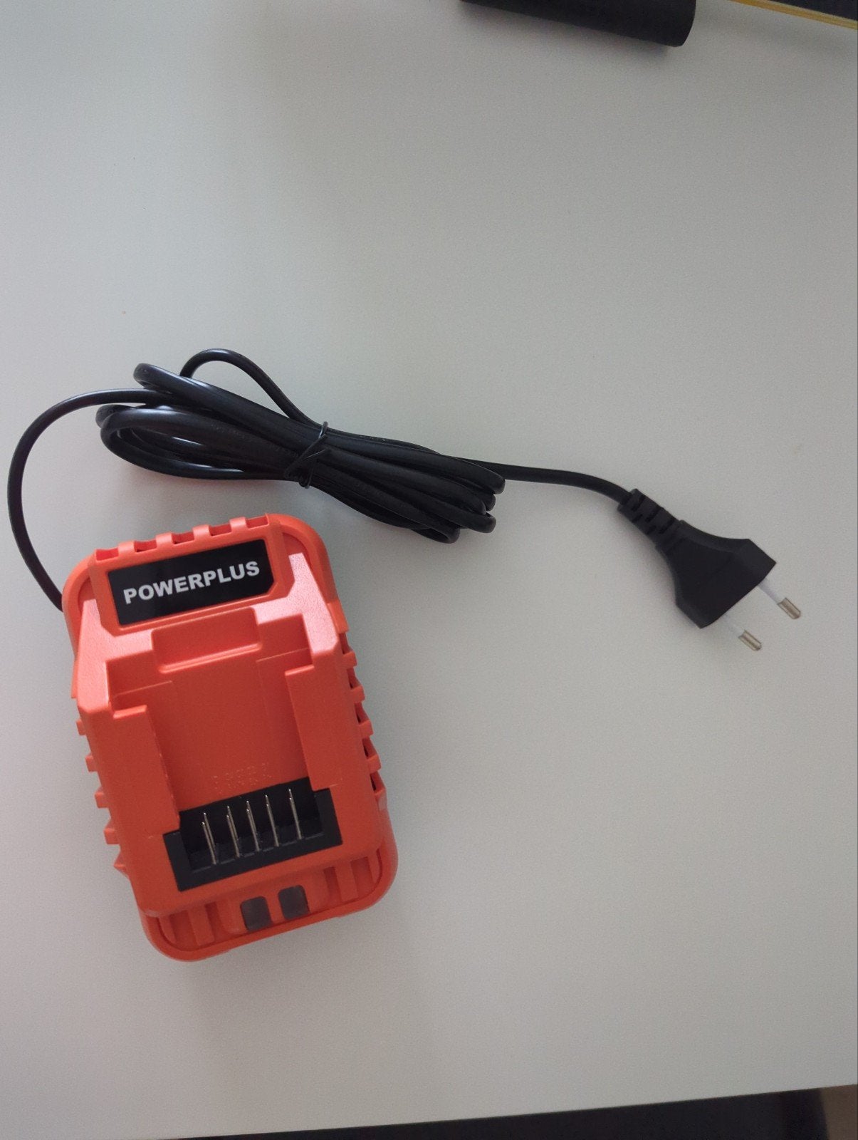 Powerplus lader adapter nieuw met 1 jaar garantie, Doe-het-zelf en Bouw, Ophalen