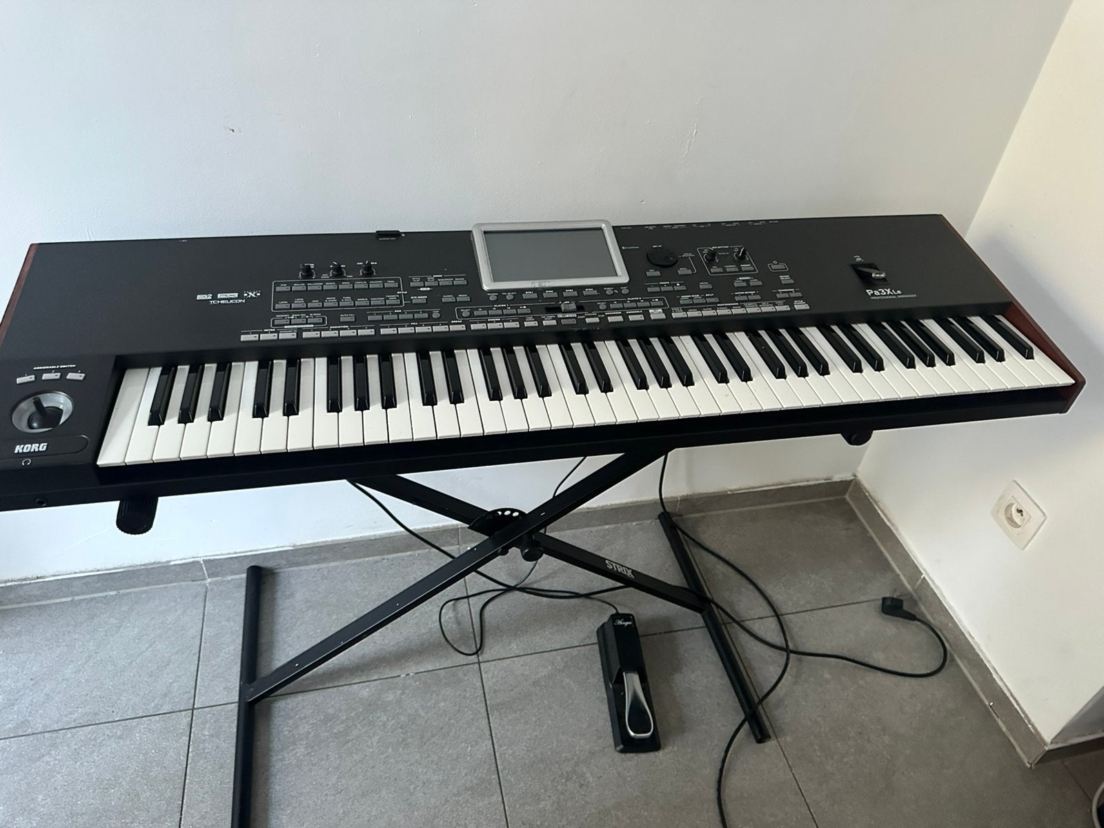 KORG PAx3Le, Muziek en Instrumenten, Keyboards, Ophalen, Gebruikt, Korg, Aanslaggevoelig