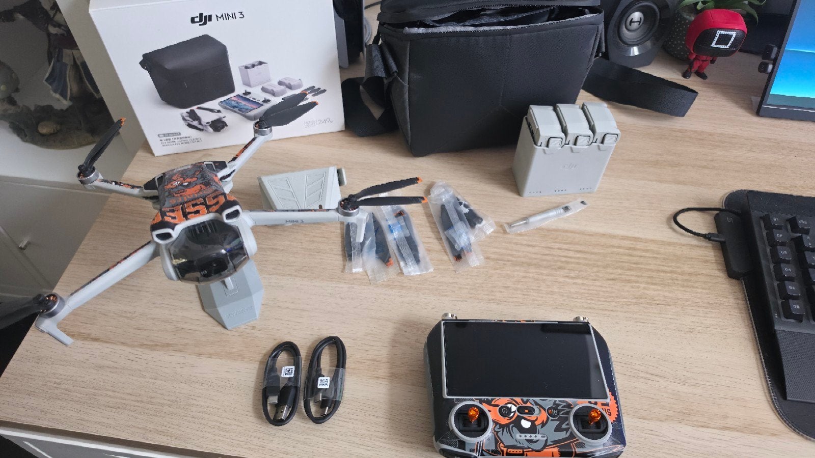 Dji Mini 3 Fly More Combo + 512gb micro sd kaart, Drone avec caméra, Moins de 250 g, Qualité supérieure, Comme neuf