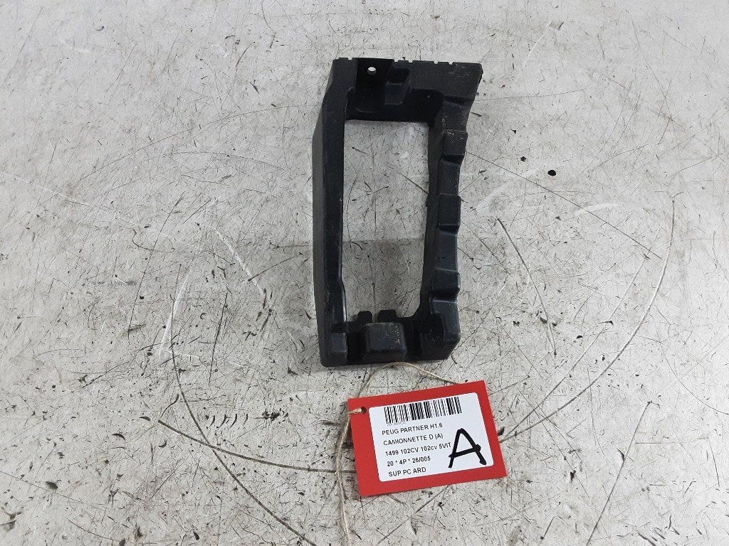 SUPPORT PARE-CHOCS ARRIÈRE DROIT Peugeot (9816808680), Autos : Pièces & Accessoires, Mevr. I. Hauben, Utilisé, Rue de l'Espoir 34 34
4030  GRIVEGNÉE, BE