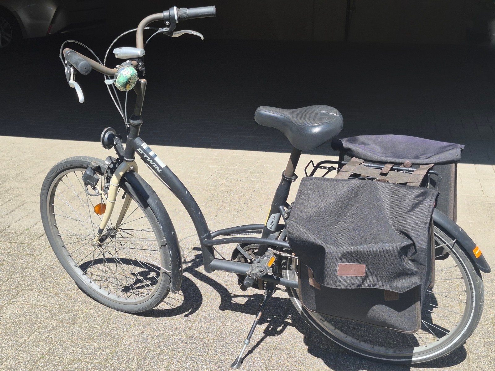 B'Twin Elops 300 stadsfiets, Ophalen