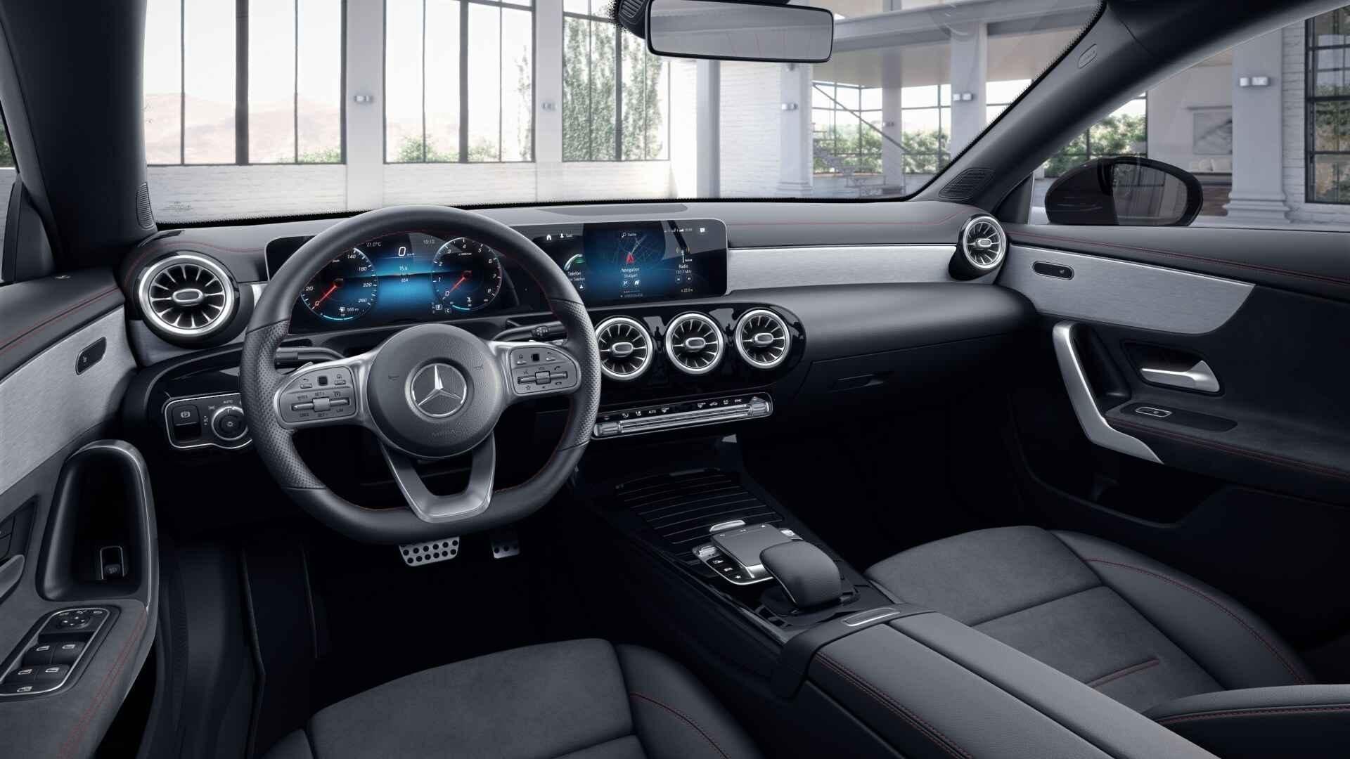 Mercedes-Benz CLA-klasse 180 Coupé AMG Line | Verwarmde Zet, Auto's, 1325 kg, Gebruikt, Euro 6, 4 cilinders