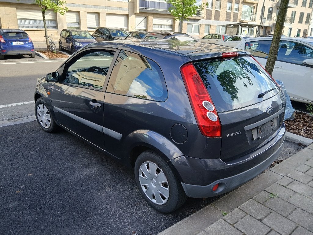 Ford FIESTA 1.3i 74.000km! TIP-TOP in orde!, Achat, https://public.car-pass.be/vhr/c421d3e6-a1b5-46b8-94d9-8d3032091657, Tissu