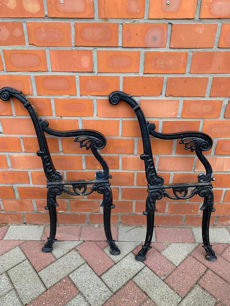 Oude zware fonte vol metalen tuinbank zijkanten, Tuin en Terras, Tuinbanken, Ophalen, Zo goed als nieuw