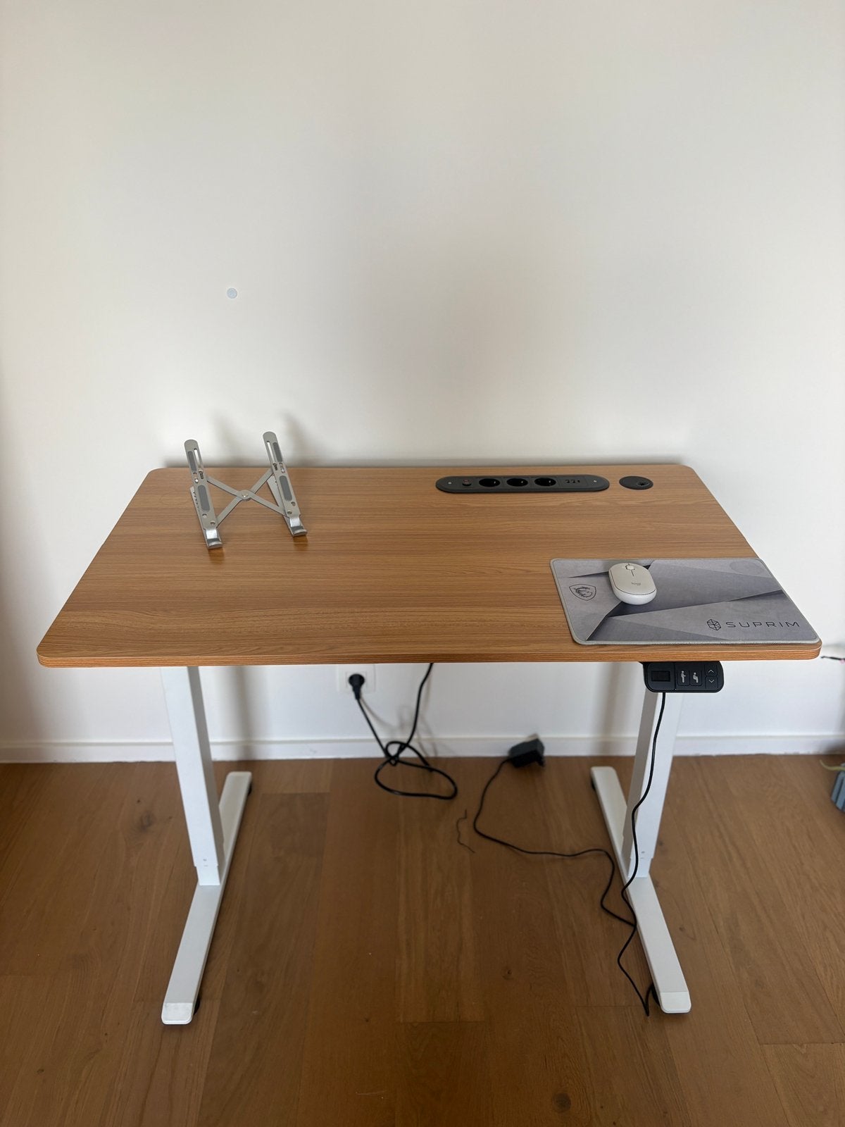 Bureau assis ou debout, Enlèvement, Comme neuf