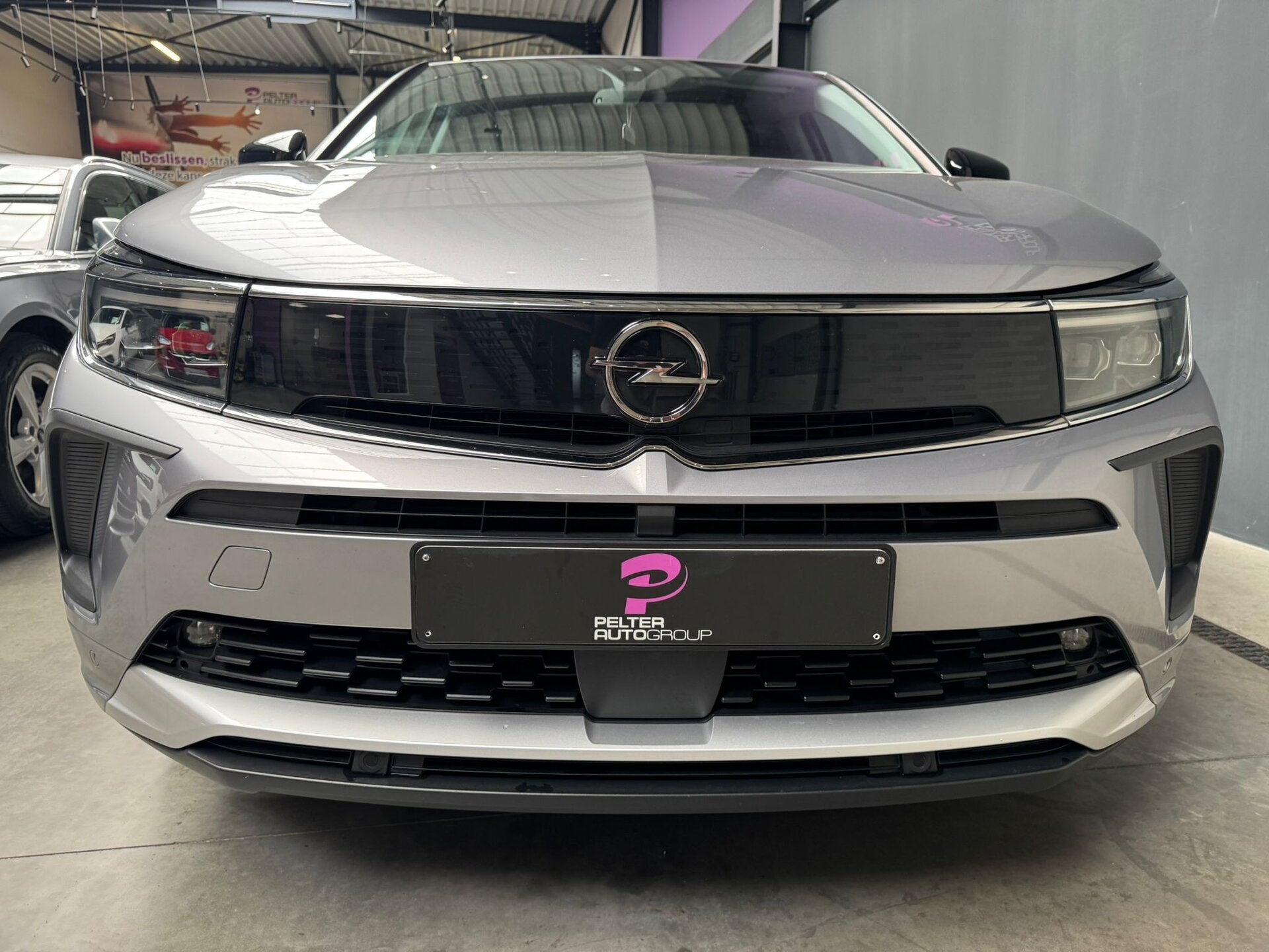 Opel Grandland 1.5 Turbo Business Elegance Facelift GPS Cam, Auto's, Trekhaak, 4 cilinders, 0 kg, https://public.car-pass.be/vhr/3cb840d7-73f9-43b4-a28e-8e0248b9c8ec