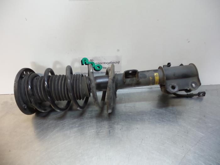 Schokdemperpoot links-voor van een Opel Vectra (Vectra C 02-, Gebruikt, -, -, Opel