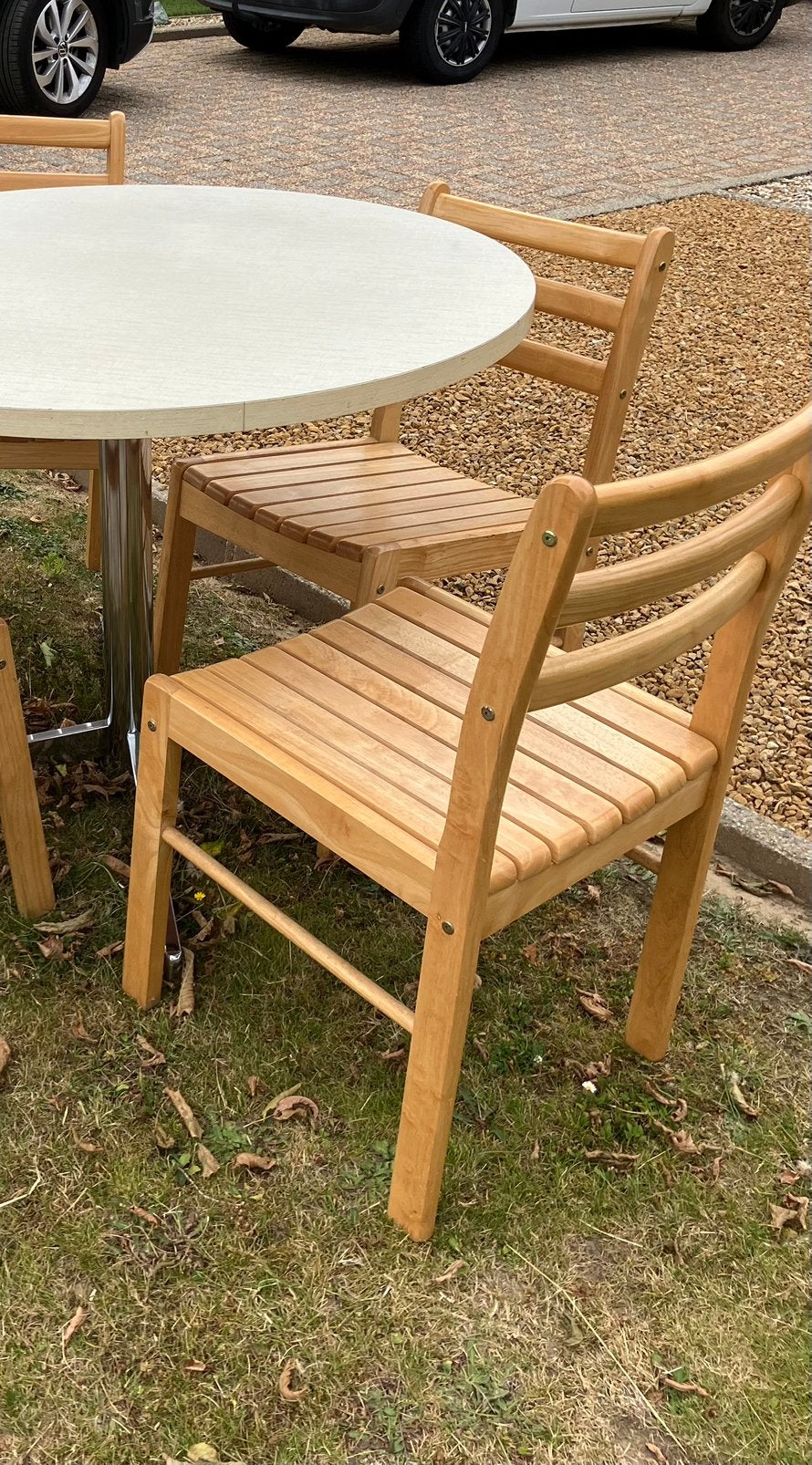 Stoelen en tafel, Ophalen, Gebruikt