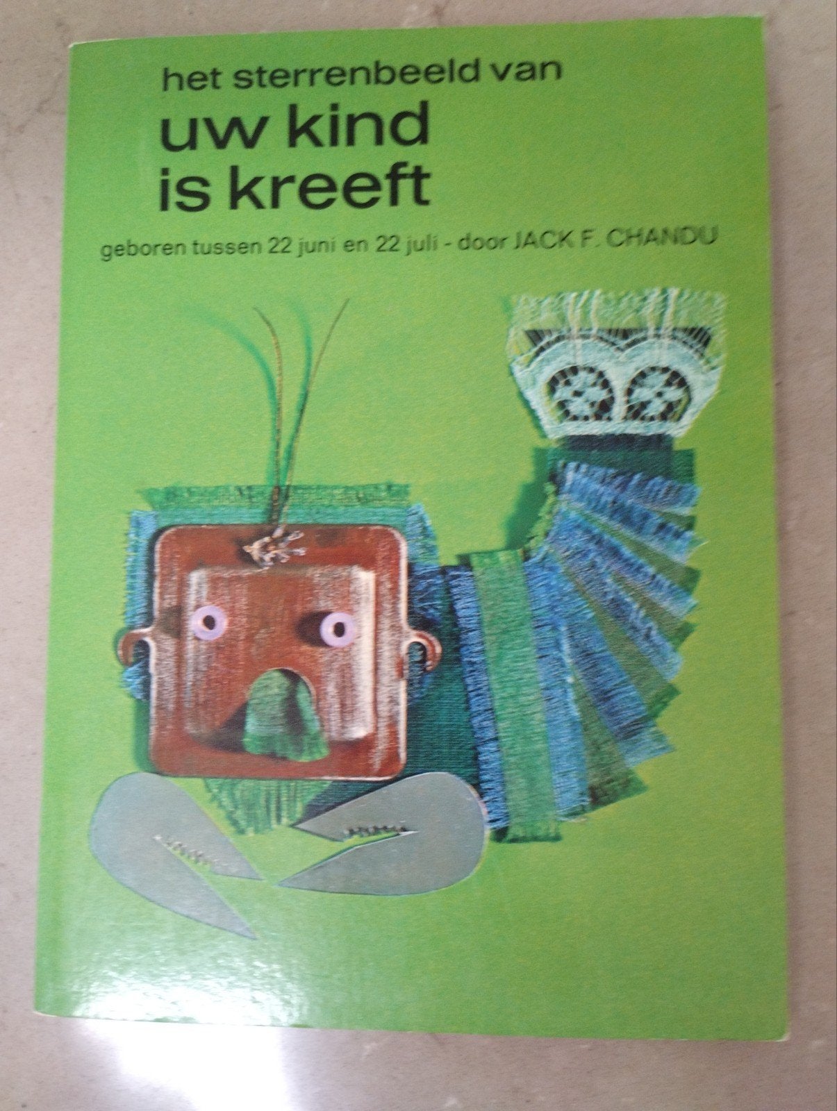 Het sterrenbeeld van uw kind is kreeft/Jack F.Chandu, Ophalen, Gelezen, Jack F. Chandu