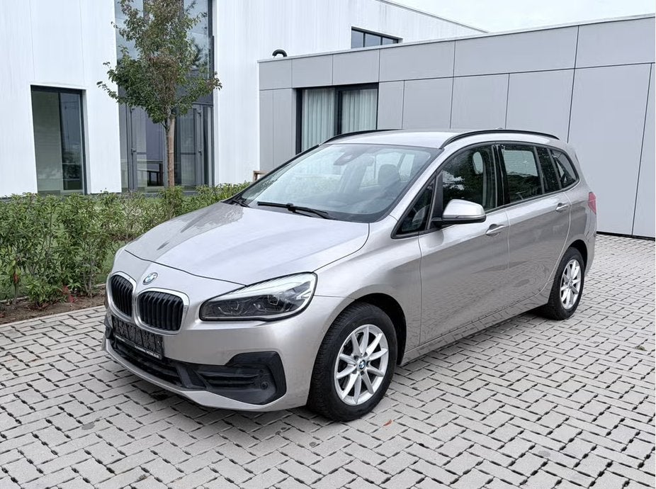 Bmw 218i Gran Tourer Automaat --> 7 Plaatsen + Garantie, Auto's, Dealer onderhouden, 1495 cc, 7 zetels, 5 deurs