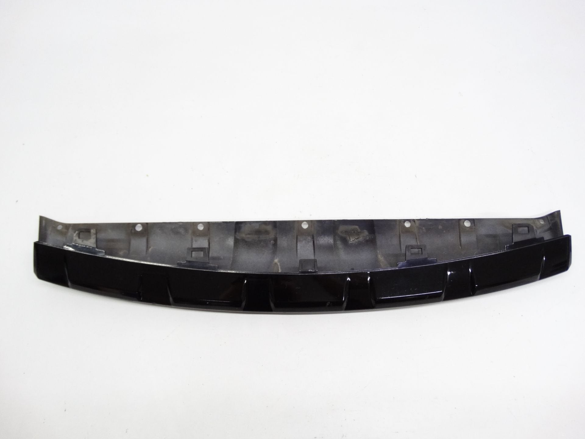 Maserati Levante S M161 Voorbumper Voor 670042317, Viale Ciro Menotti 322
41121  Modena, IT, Maserati, Gebruikt, Maserati S.p.A.