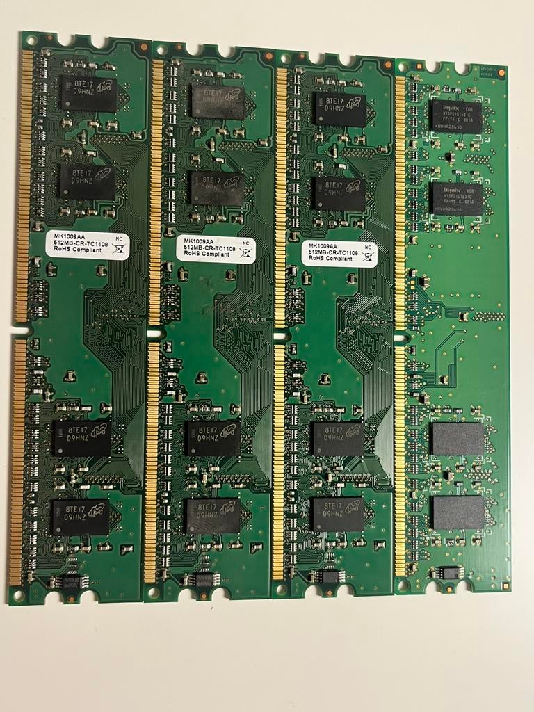 2Gb RAM, Ophalen, Zo goed als nieuw