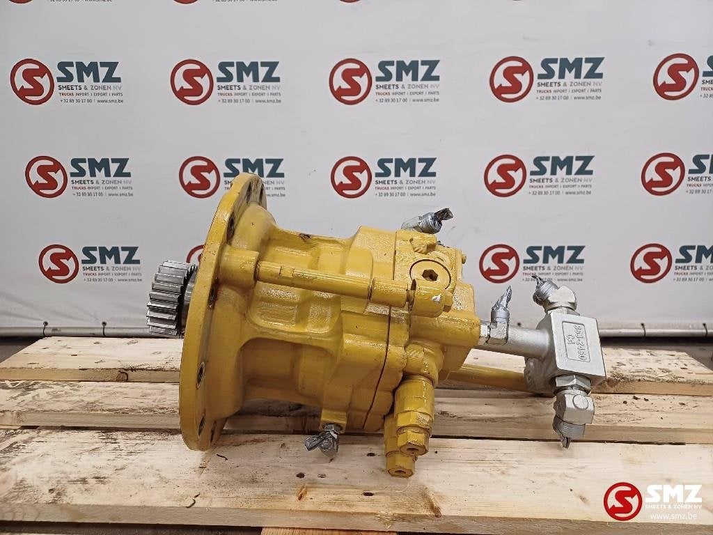 Hydraulic swing drive Caterpillar, Zakelijke goederen, Machines en Bouw | Onderdelen