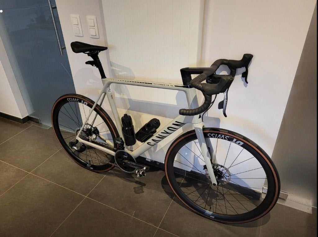 Canyon endurace cf sl8 force etap erc1400, Enlèvement, Comme neuf