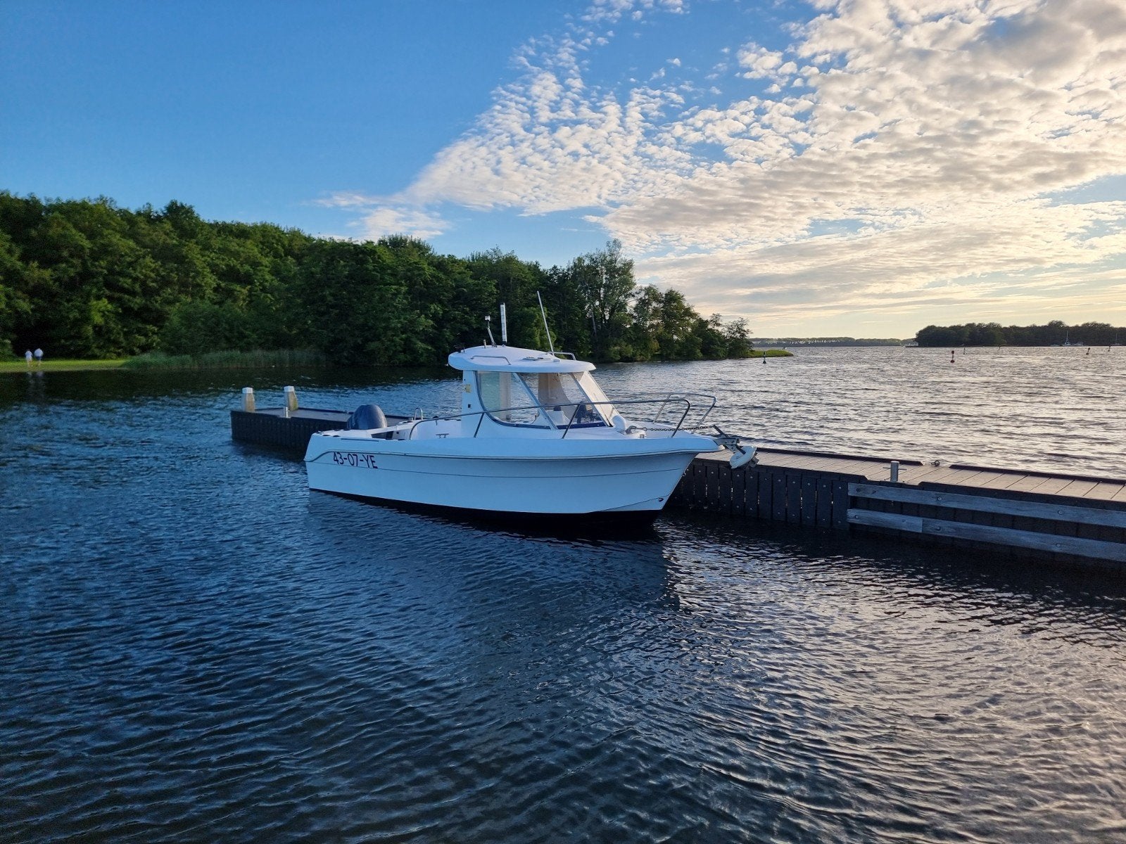 Qiucksilver 620 pilothouse, Watersport en Boten, Ophalen, Gebruikt, Elektrische start, 70 tot 120 pk
