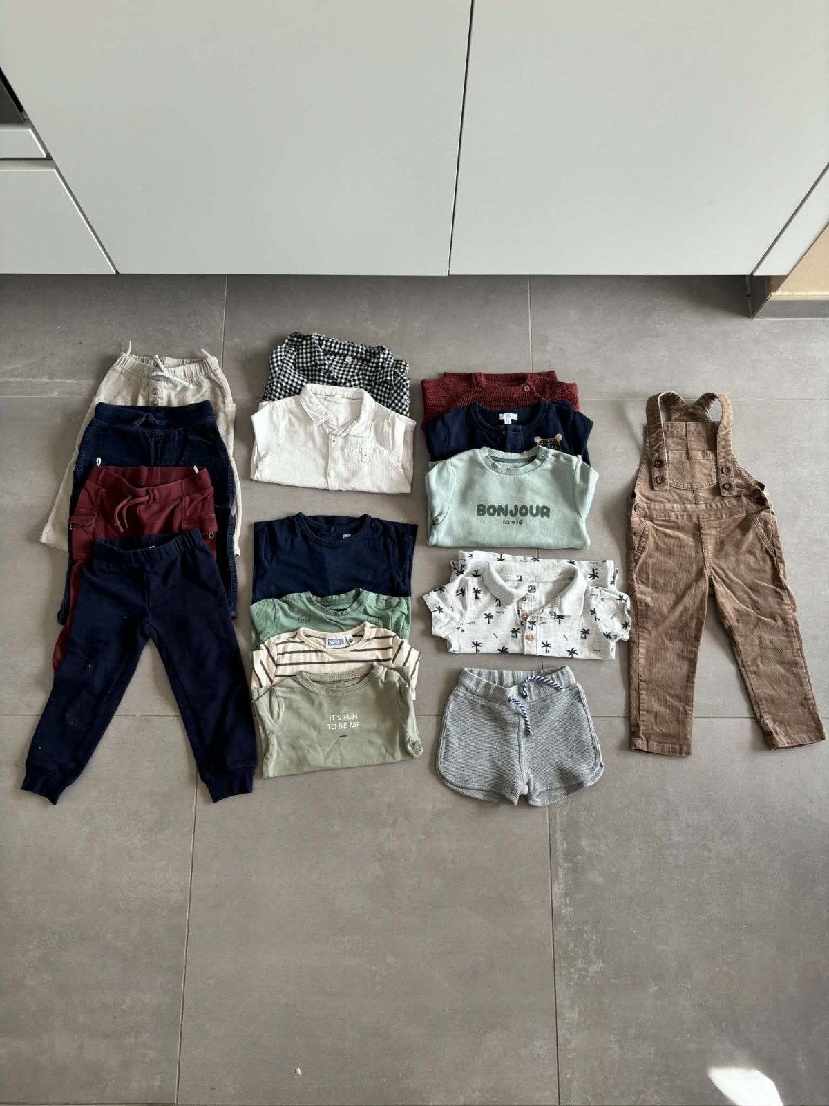 kledingbundel - maat 86, Enfants & Bébés, Vêtements de bébé | Packs de vêtements pour bébés, Enlèvement, Taille 86