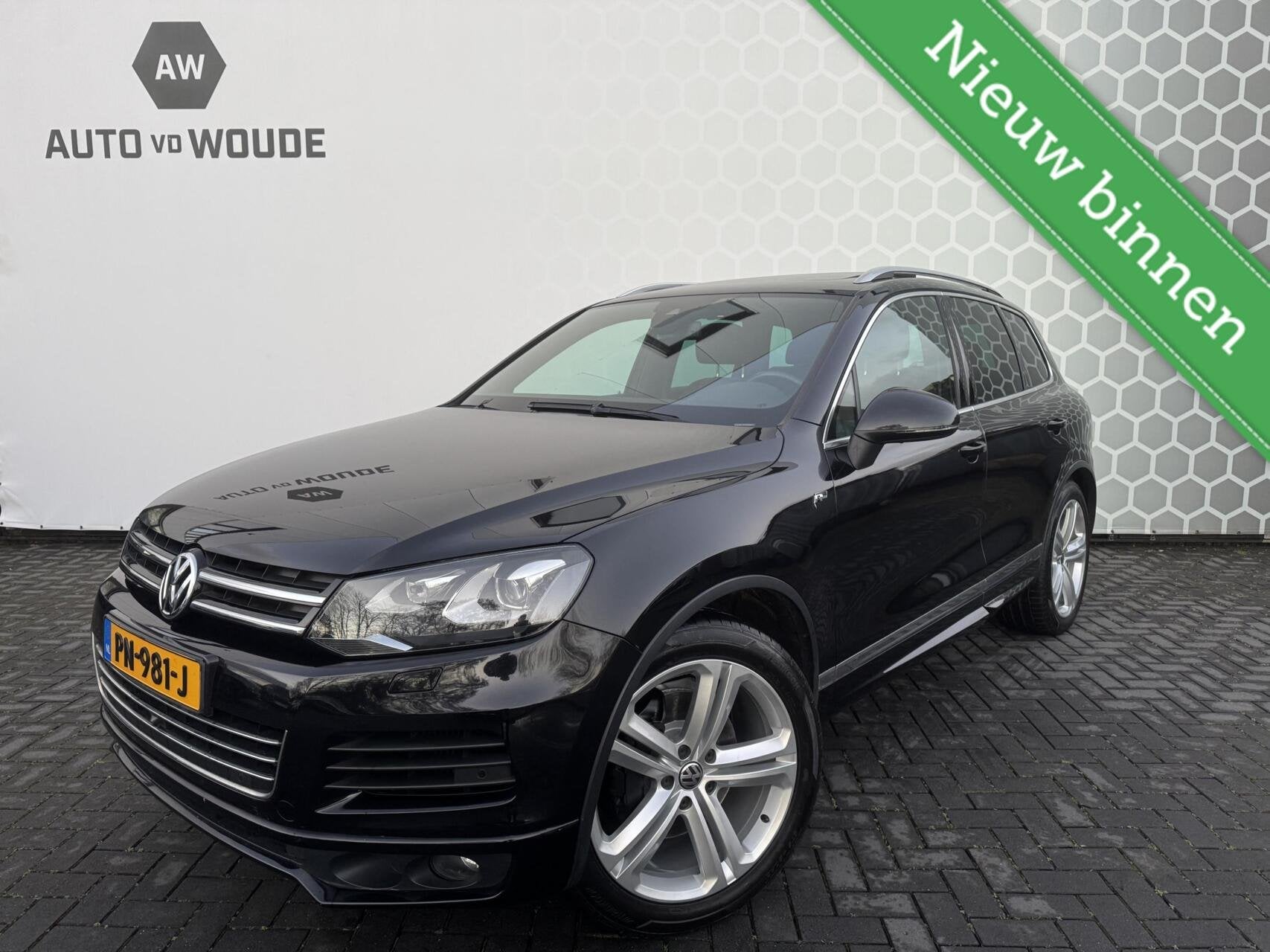Volkswagen Touareg 4.2 V8 TDI Pano R-line Nieuwe APK, Auto's, Automaat, Euro 5, Gebruikt, 340 pk
