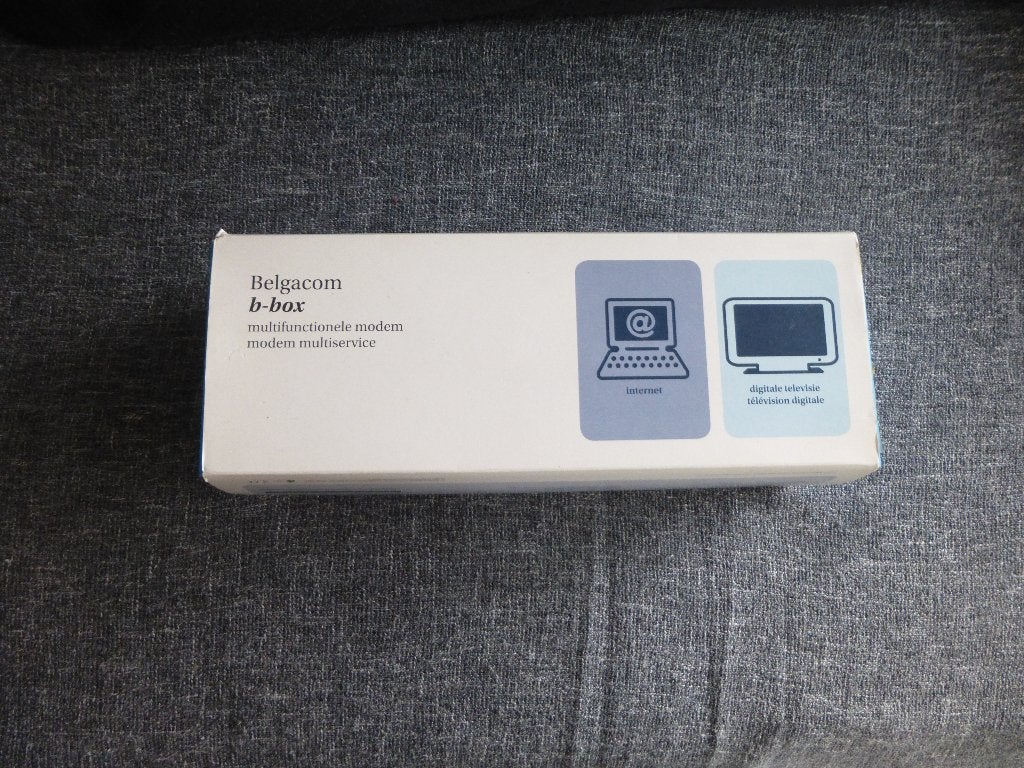 Box belgacom, Computers en Software, Ophalen of Verzenden, Zo goed als nieuw, Router met modem, Belgacom