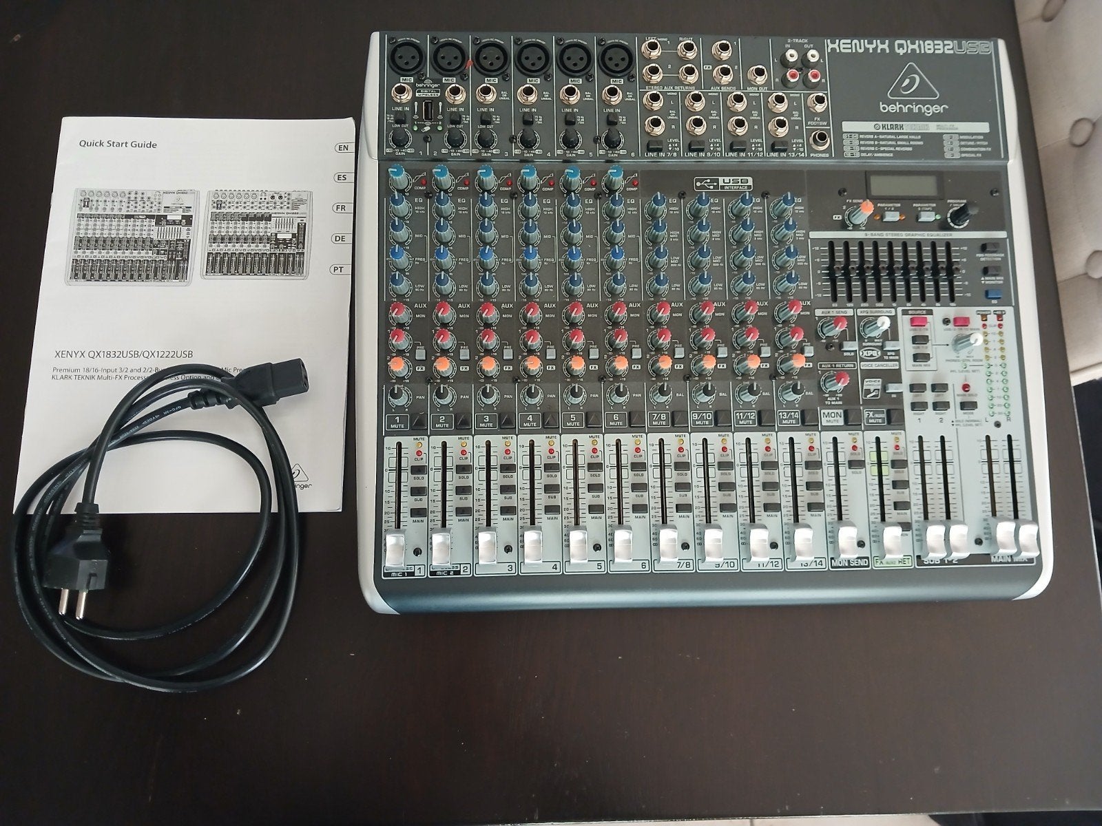 Mengtafel Behringer Xenyx QX1832USB + Gator opbergtas, Muziek en Instrumenten, Ophalen