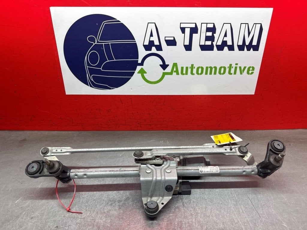 RUITENWISSER MECH + MOTOR Skoda Octavia Combi (5EAC), Gebruikt, Info@skoda-auto.de, Skoda, Max-Planck-Straße  3-5
64331  Weiterstadt, DE