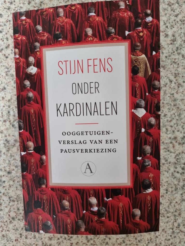 Stijn Fens - Onder kardinalen, Ophalen of Verzenden, Gelezen, Stijn Fens