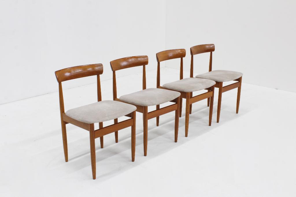 Vintage Deense teak eetkamer stoelen Farsø Stolefabrik, Huis en Inrichting, Ophalen of Verzenden, Zo goed als nieuw, 4 tot 6 stoelen