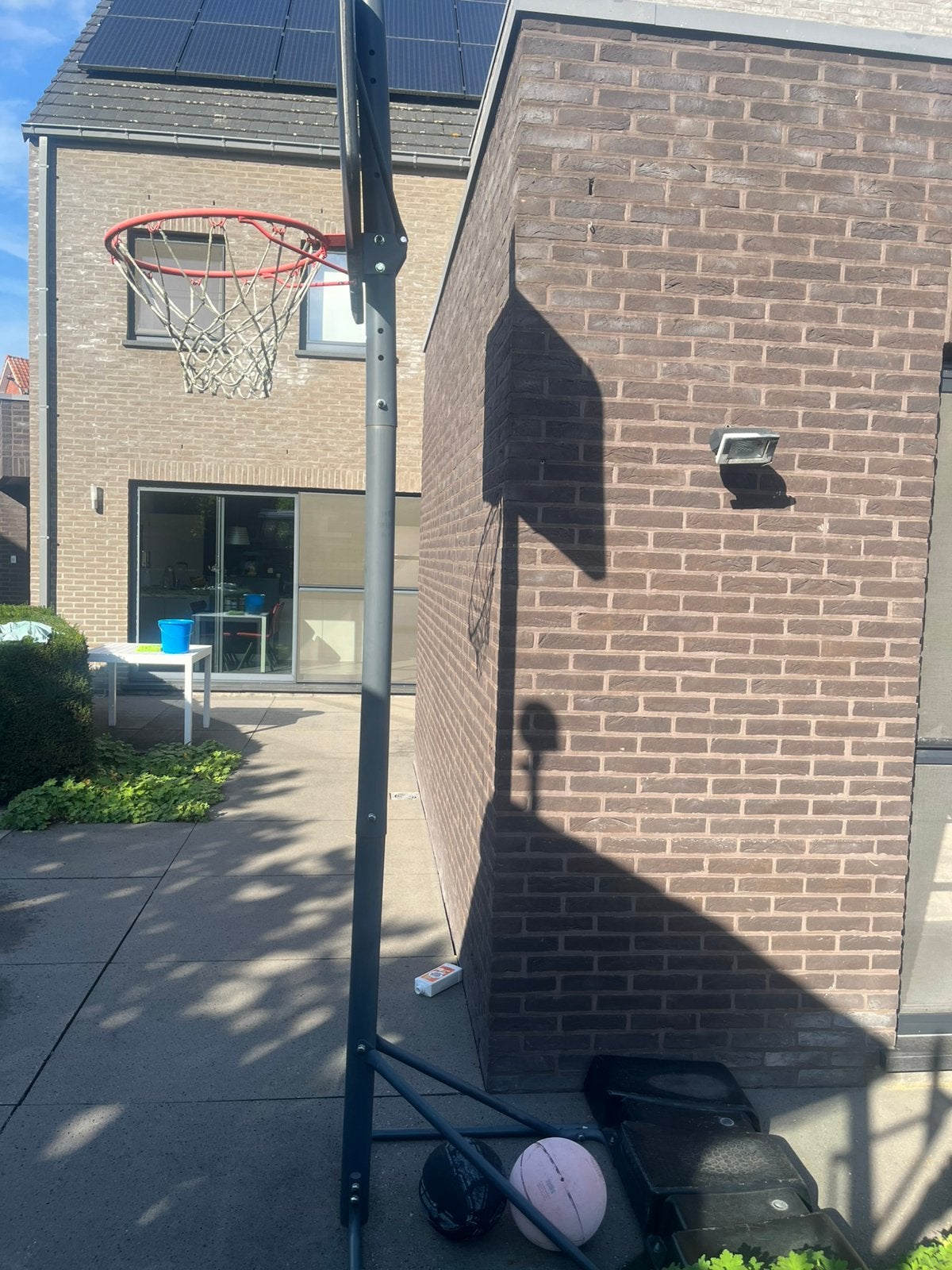 Basketbalpaal, Ophalen, Zo goed als nieuw