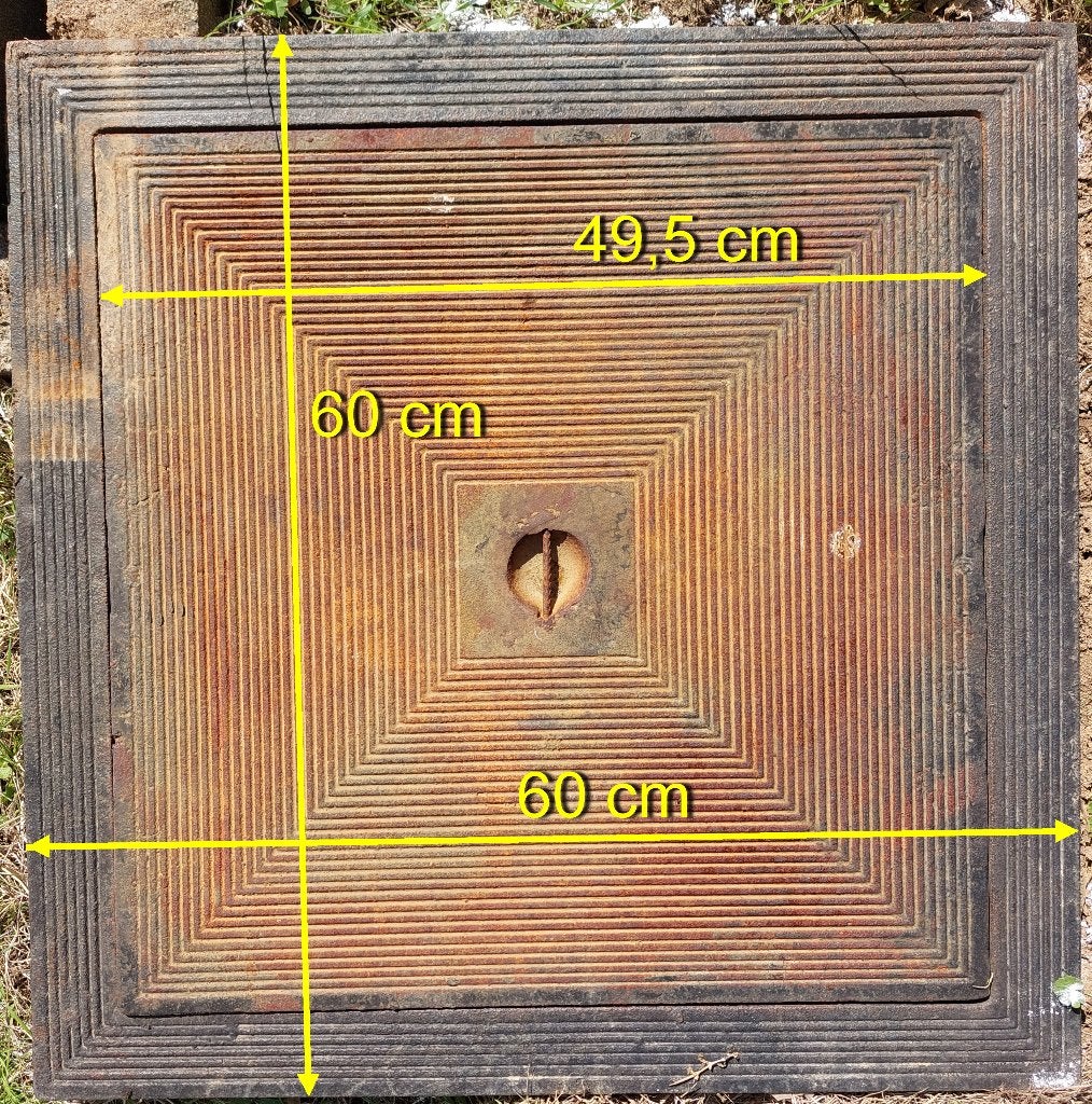 Taque couvercle simple paroi en fonte 60x60 ext / 50x50 int, Bricolage & Construction, Enlèvement, Utilisé, Autres matériaux, Évacuation