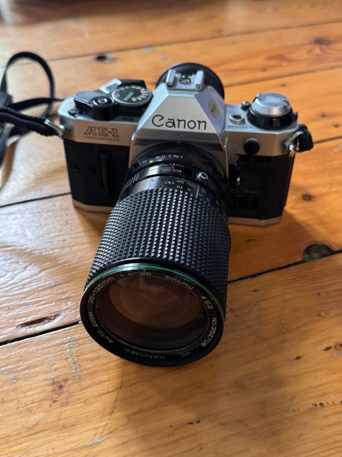 Appareil photo argentique Canon AE1 + objectif 35-135mm, Enlèvement, Comme neuf, Canon