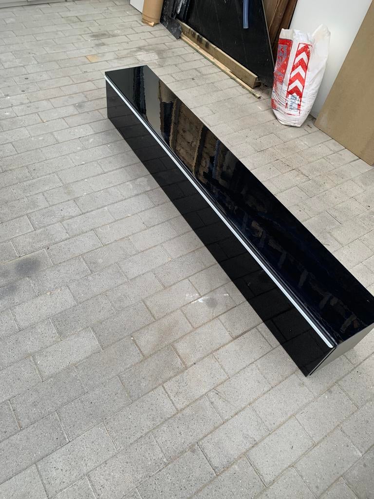 Tv-Kast Ikea 180x25x28, Ophalen, Zo goed als nieuw