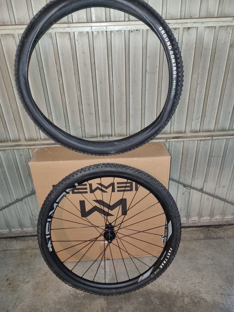 Einde hobby mtb & gravel, Fietsen en Brommers, Verzenden, Kinderfiets, Overige typen, Carbon