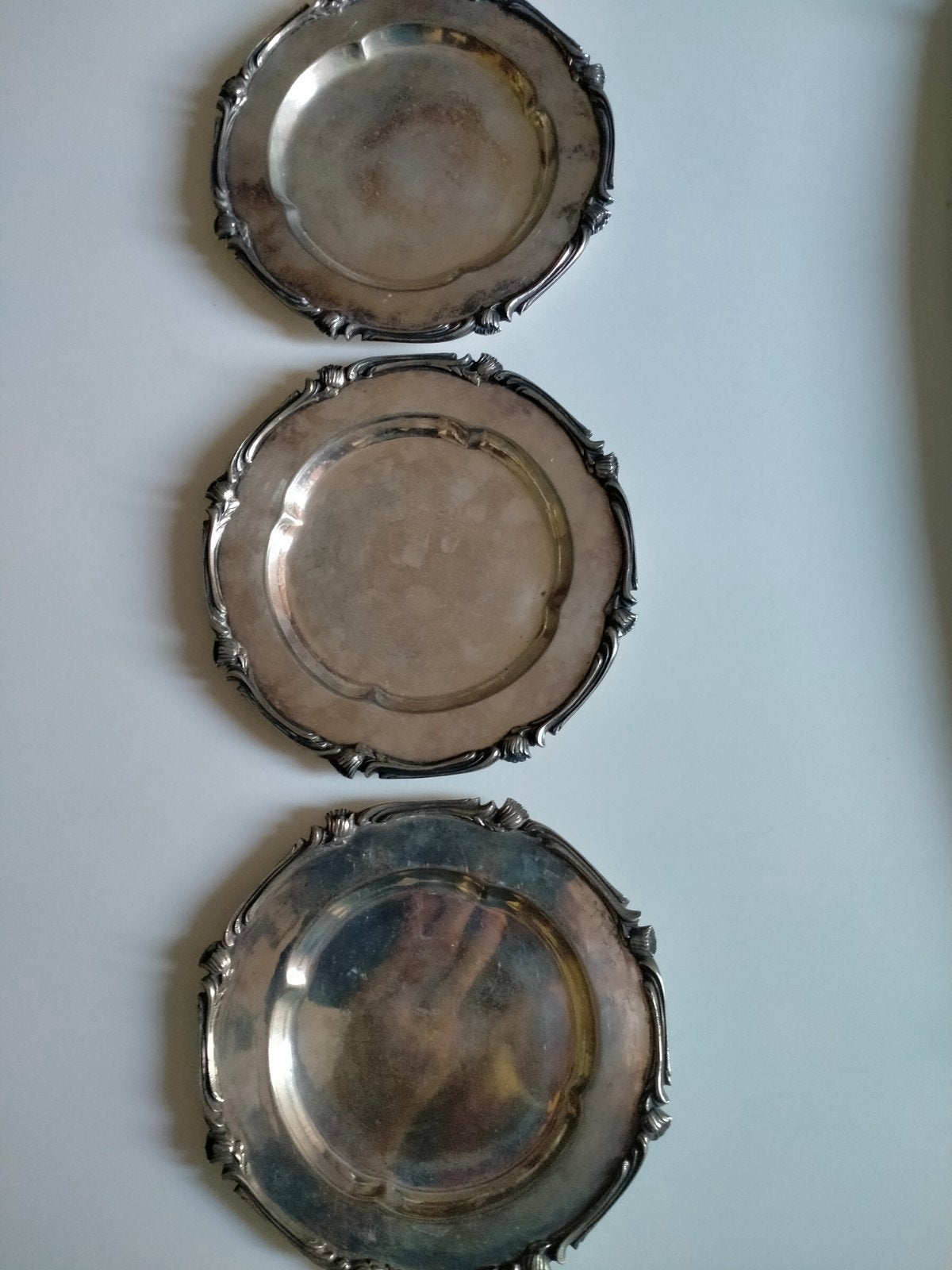 3 verzilverde serveerschoteltjes, Antiek en Kunst, Ophalen