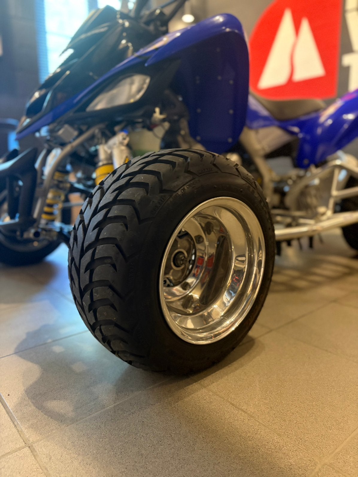 Janres Douglass Large yamaha Raptor yfz banshee, Enlèvement