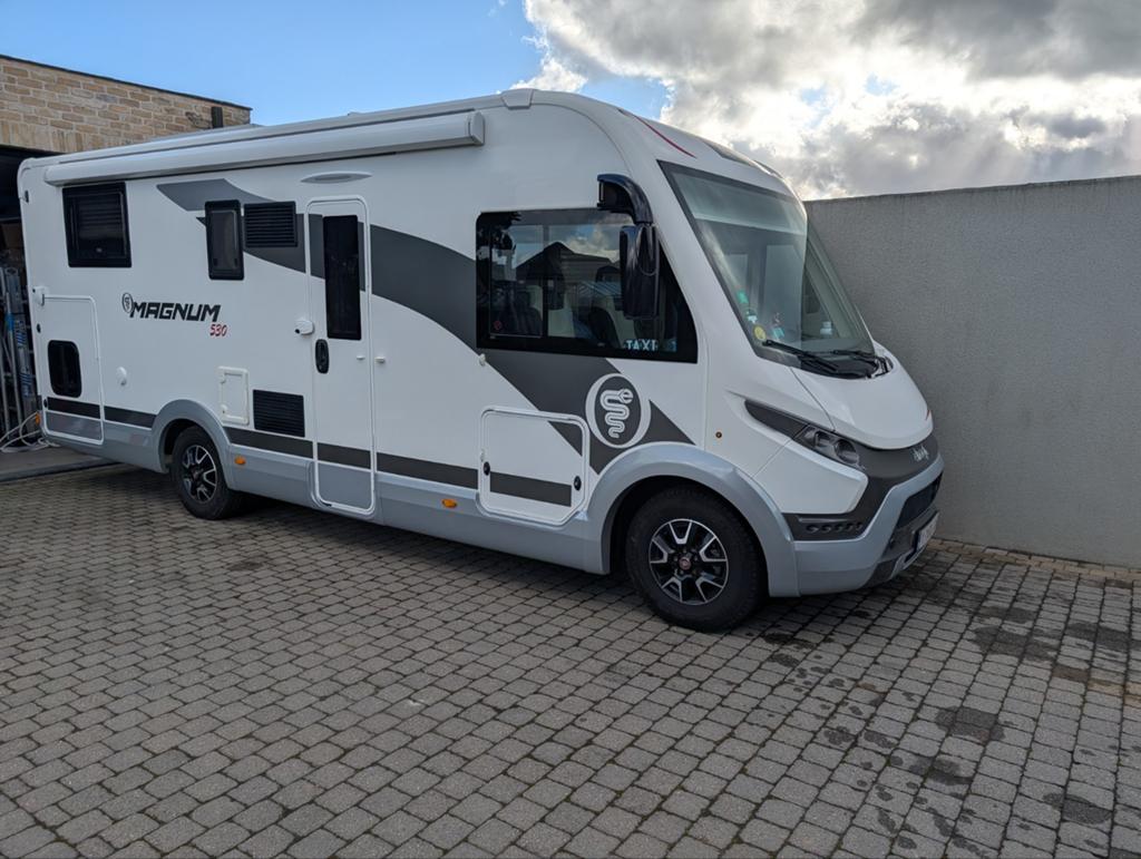 Mobilhome elnagh Magnum 530 voor 6 personen, Automaat, Omvormer, Ringverwarming, Fiat