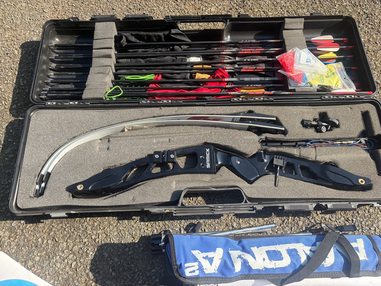 Complete Samick boogschietset + doelwit op standaard, Sport en Fitness, Handboogschieten, Ophalen, Zo goed als nieuw, Pijlen