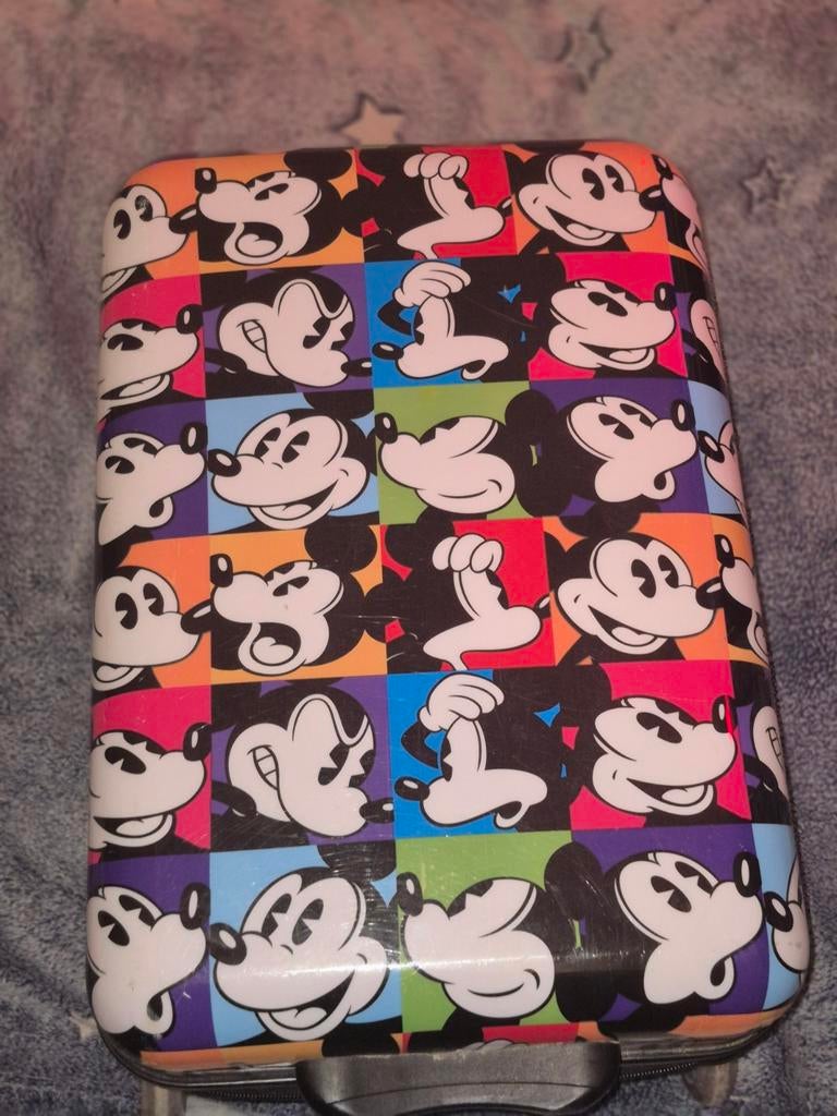Disney koffer uit disneyland parijs, Handtassen en Accessoires, Koffers, Overige materialen, Wieltjes, 50 tot 60 cm, Ophalen of Verzenden