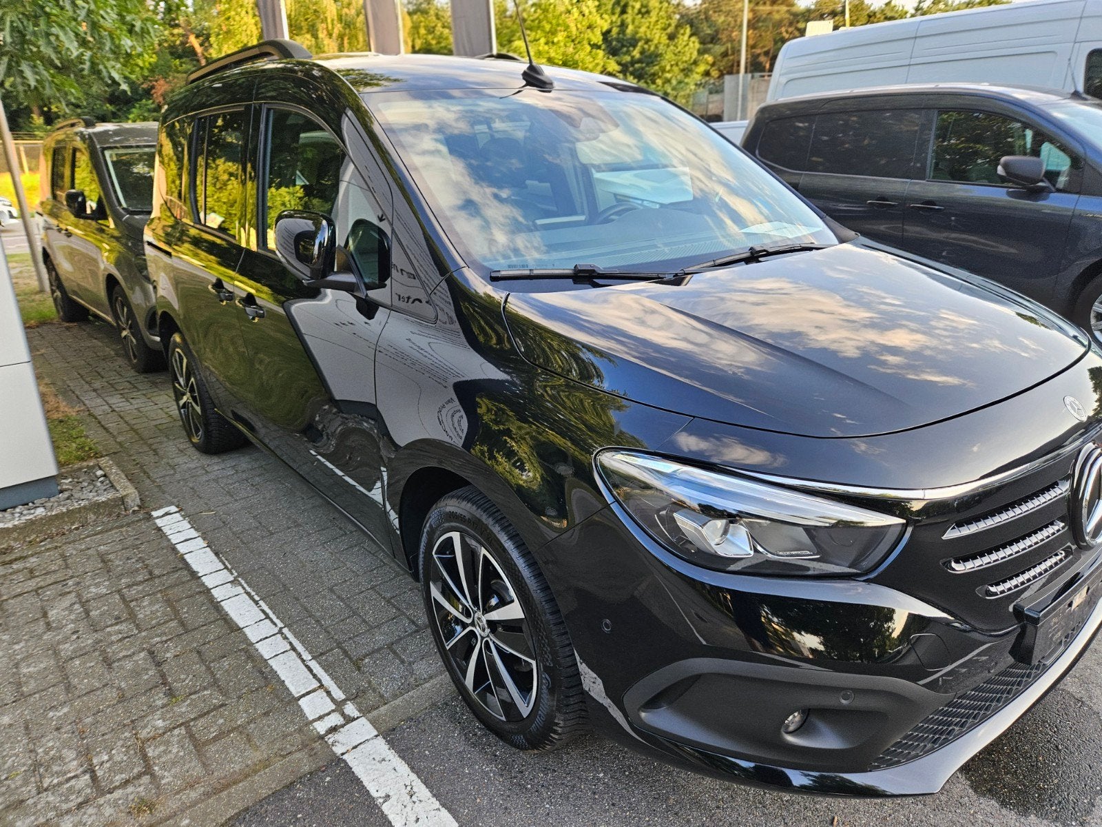 8 x Mercedes-Benz EQT 2024 & 2025 van 750km tot 10.000km