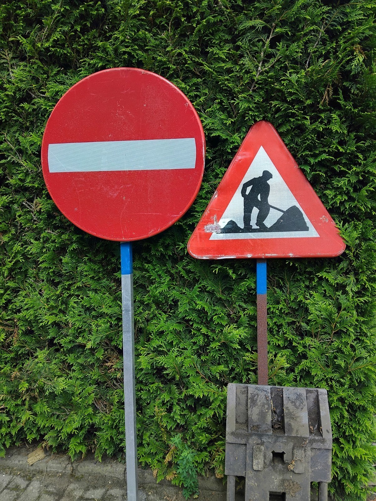 verkeersborden met voet, Doe-het-zelf en Bouw, Bouwverlichting, Ophalen
