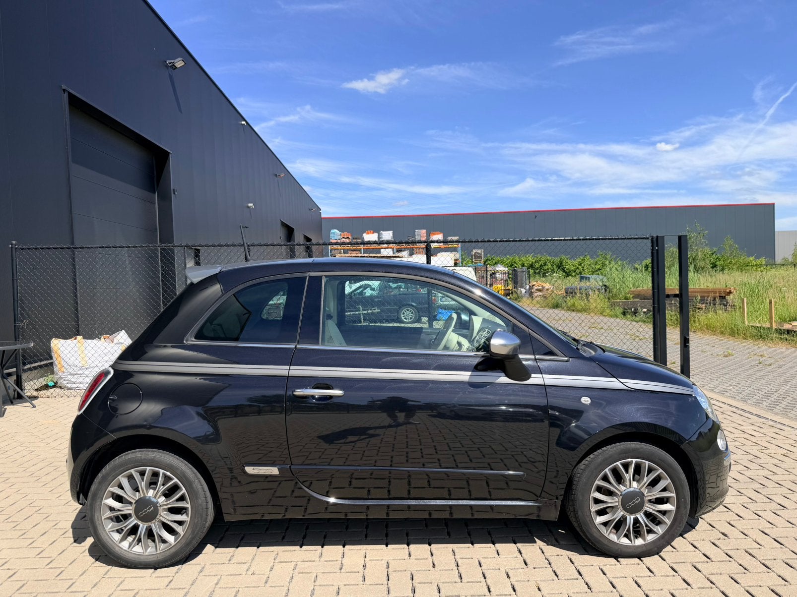 Fiat 500 Lounge 1.2 Benzine - 55 000 km - Leder - Schuifdak, Lederen bekleding, Zwart, Leder, 3 deurs
