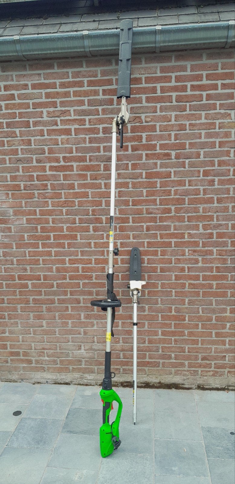 Heggeschaar en kettingzaag op steel, Ophalen, Accu