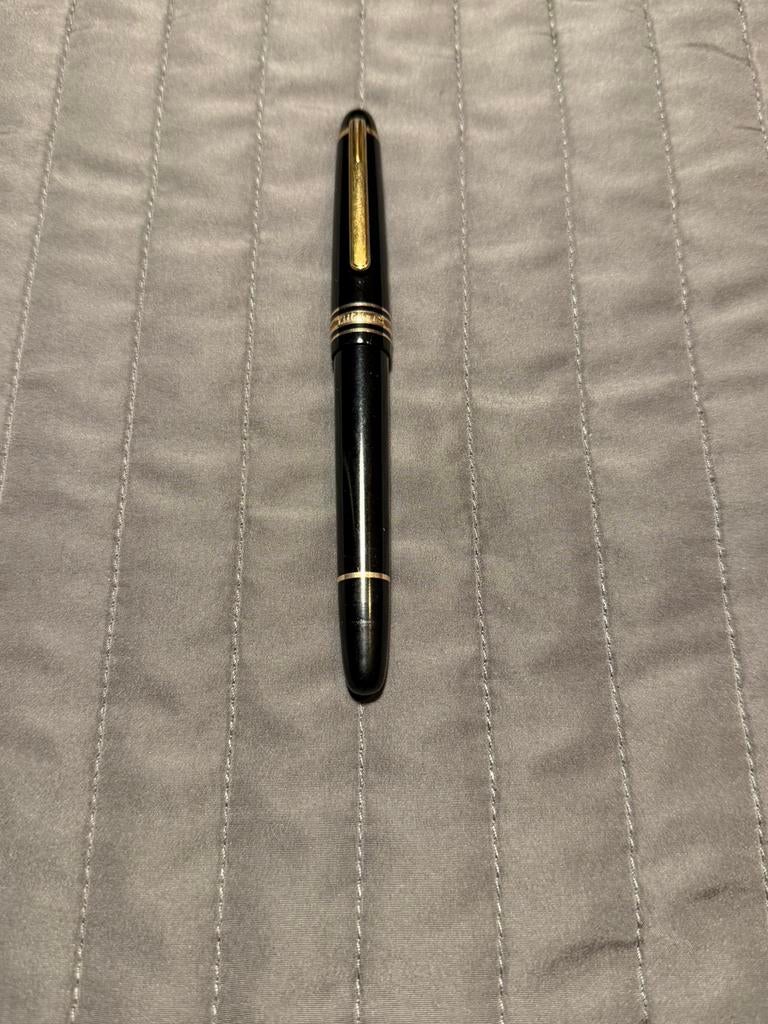 Stylo plume Montblanc, Verzamelen, Pennenverzamelingen, Ophalen of Verzenden, Zo goed als nieuw, Vulpen