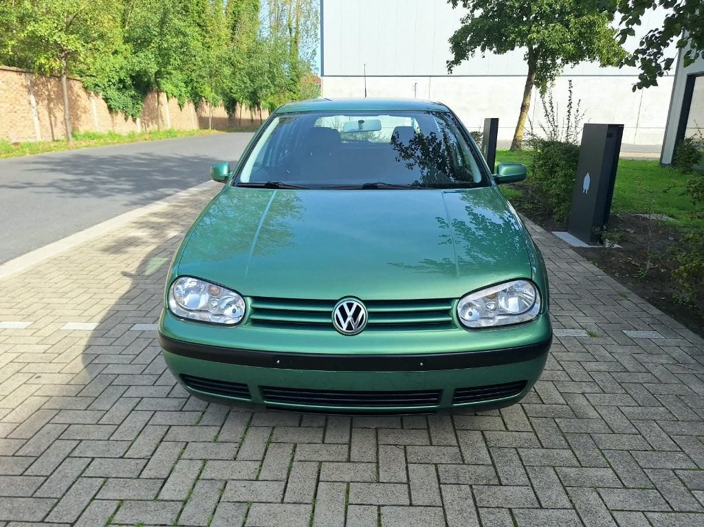 Volkswagen Golf 1.6i | Propere staat, Auto's, Voorwielaandrijving, Stof, Zwart, Electronic Stability Program (ESP)
