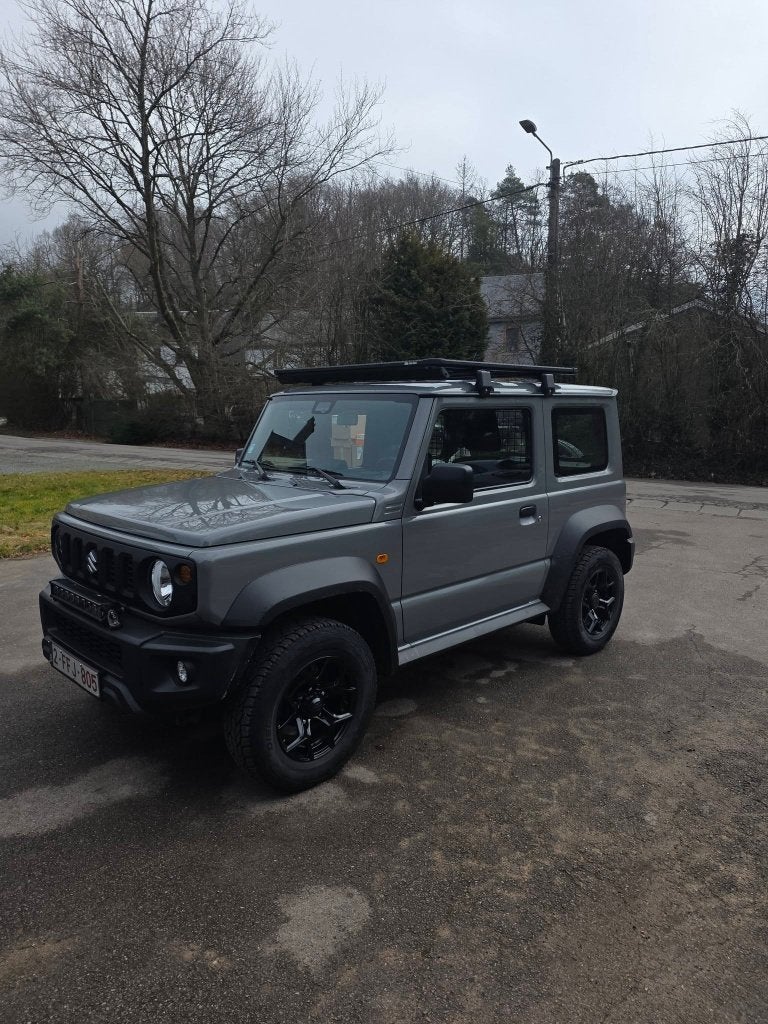 Suzuki Jimny 2024., Autos, Suzuki, Argent ou Gris, Achat, 2 places, Boîte manuelle