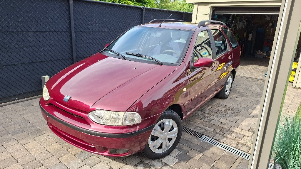 FIAT PALIO WEEKEND 1.2 75PK  02/2000  111.000KM 1STE EIG., Auto's, Fiat, Particulier, Palio, ABS, Airbags, Centrale vergrendeling