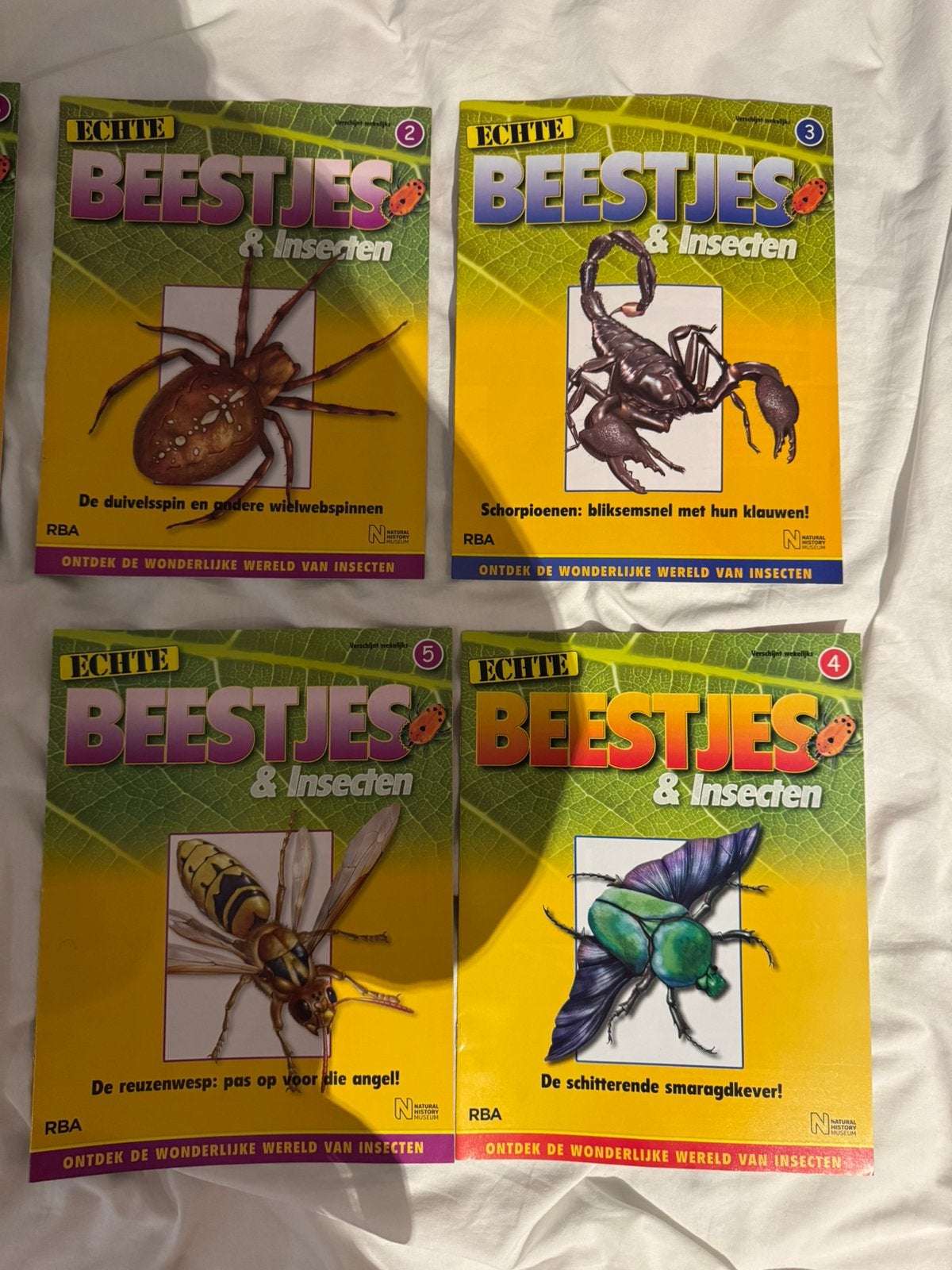 Insecten, Enlèvement, Comme neuf