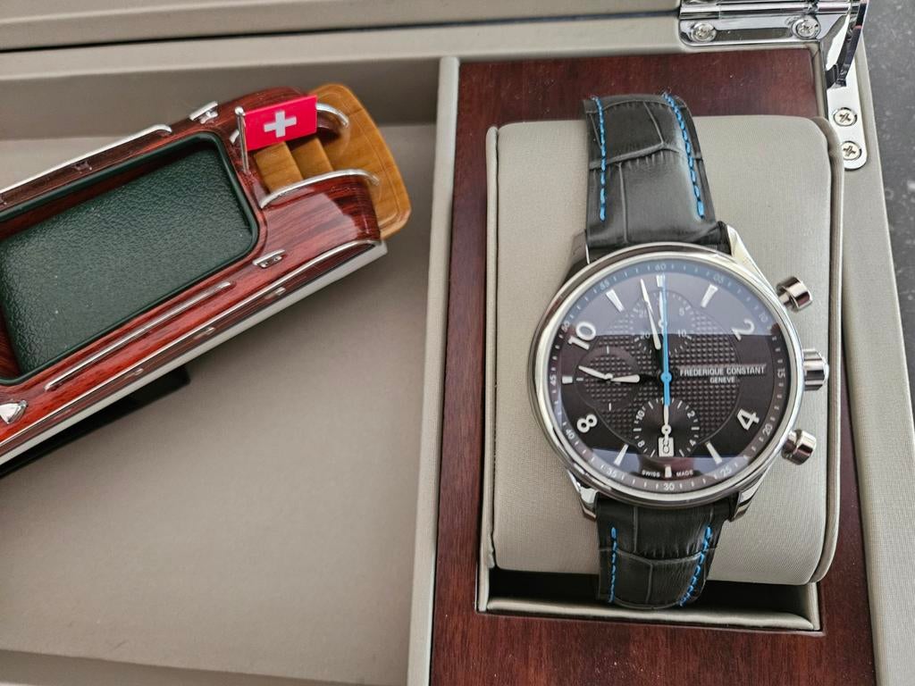 Frederique Constant Chrono Runabout, Bijoux, Sacs & Beauté, Montres | Hommes, Comme neuf, Montre-bracelet, Autres marques, Acier
