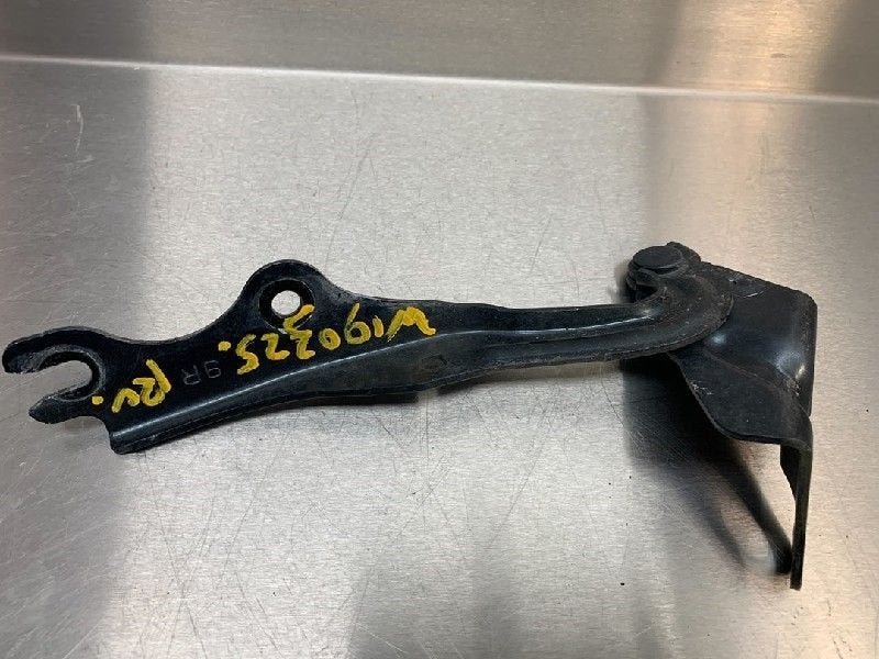 CHARNIERE DE CAPOT Mazda RX-8 (SE17) (01-2003/06-2012), Utilisé, Mazda