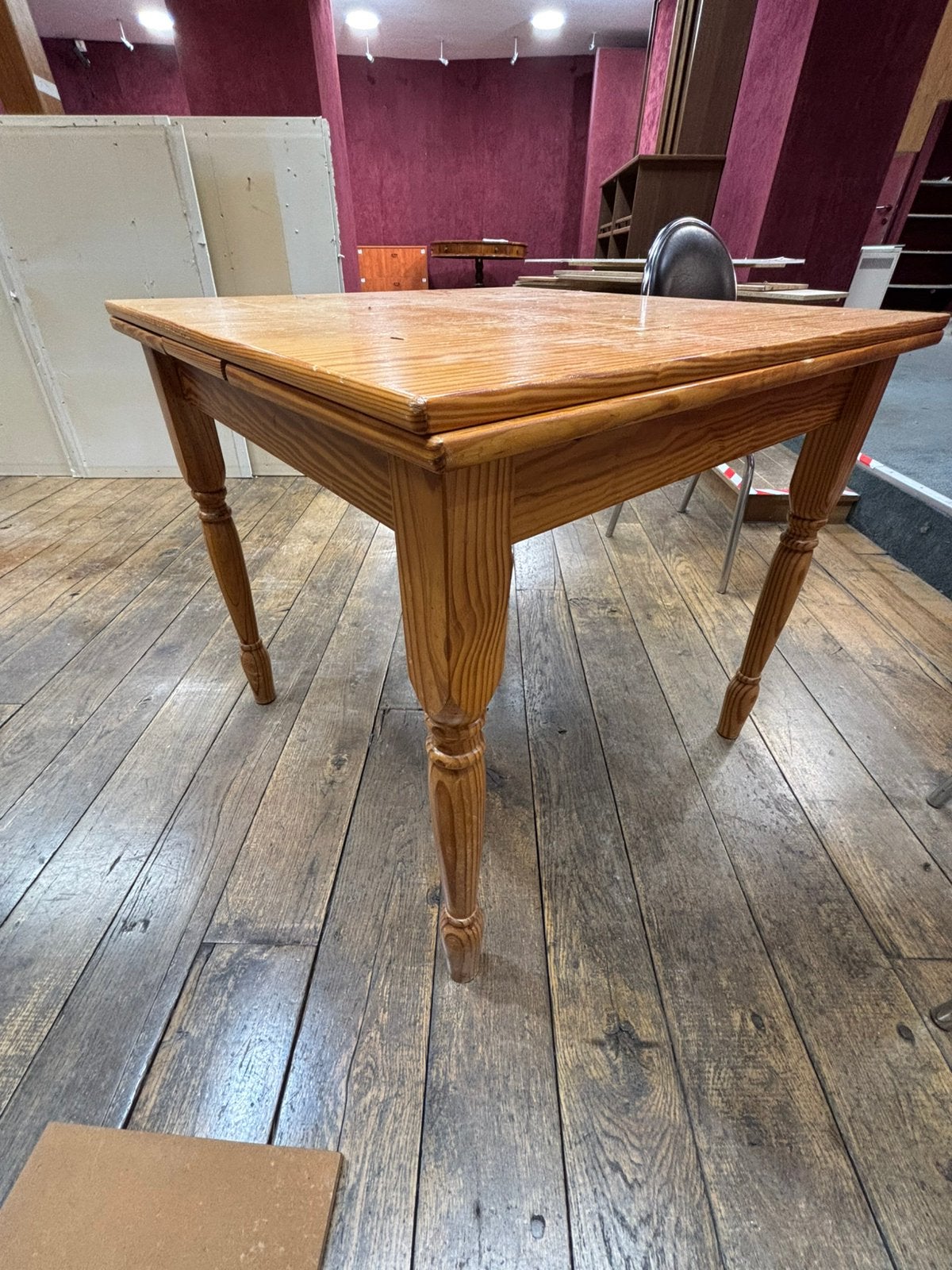 Table en bois massif extensible 80 ou 140, Enlèvement