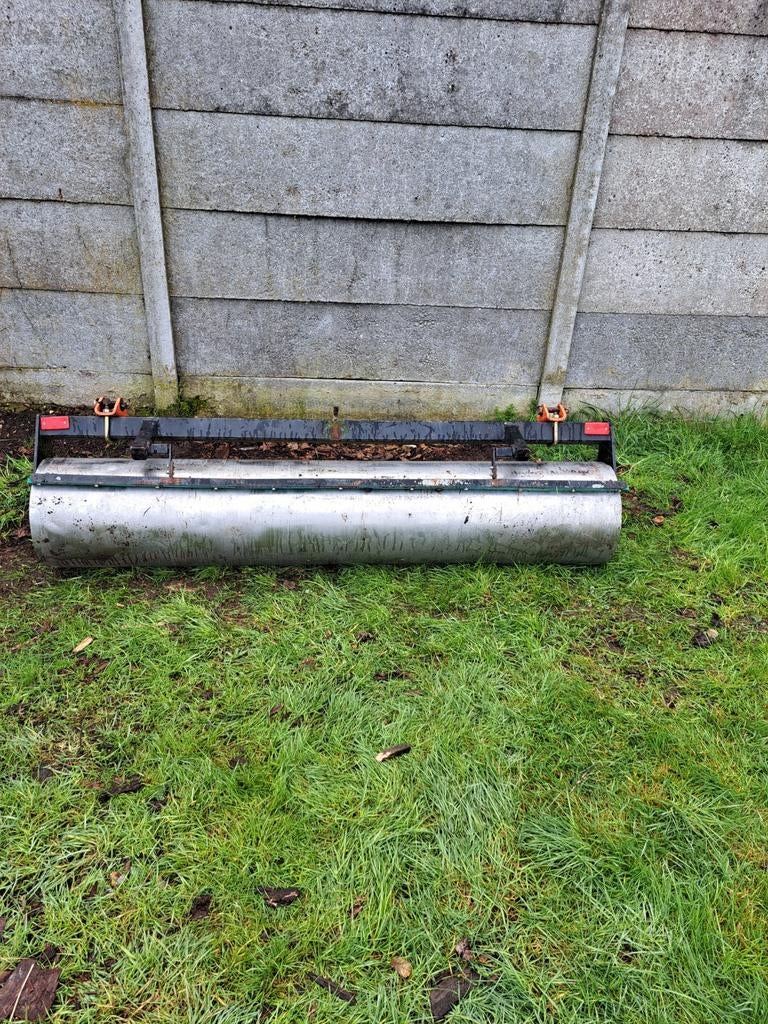Landrol 2,1m en 50 cm dik in Rvs, Ophalen